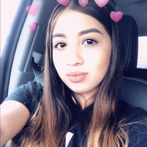 Meet your Posher, Amy